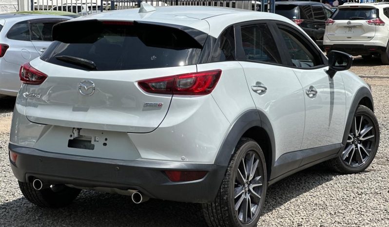 
								Mazda CX-3 full									