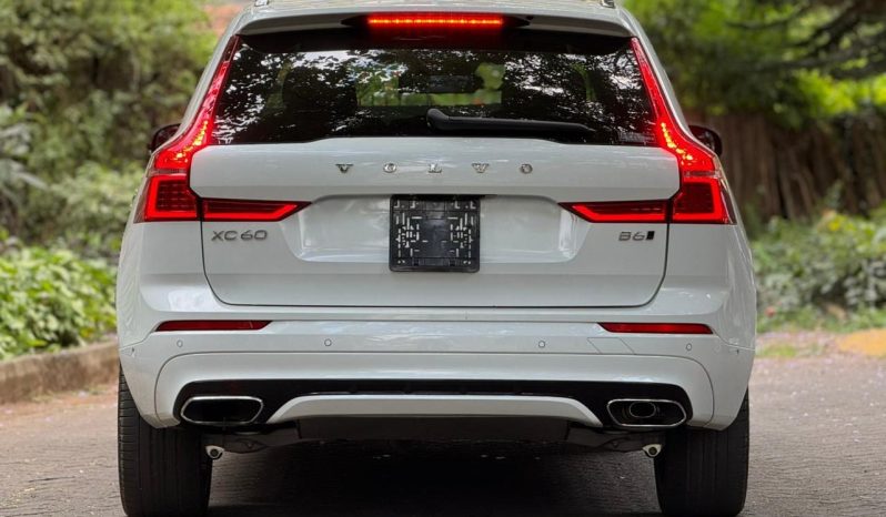 
								Volvo XC60 full									