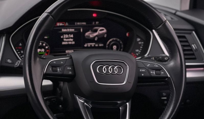 
								Audi Q5 full									