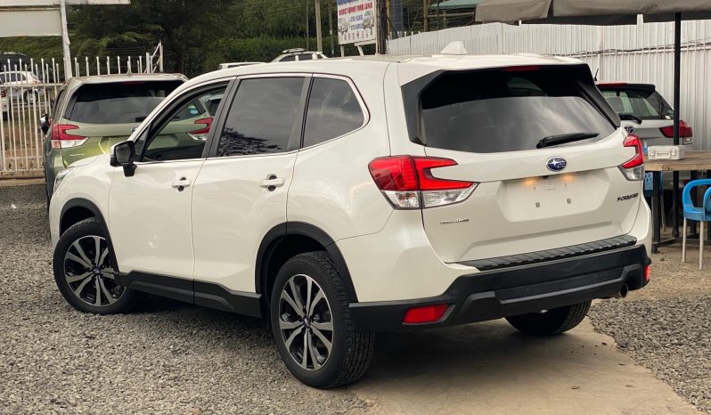 
								Subaru Forester SK-9 full									