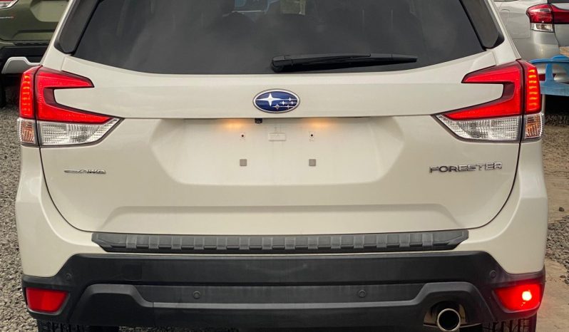 
								Subaru Forester SK-9 full									