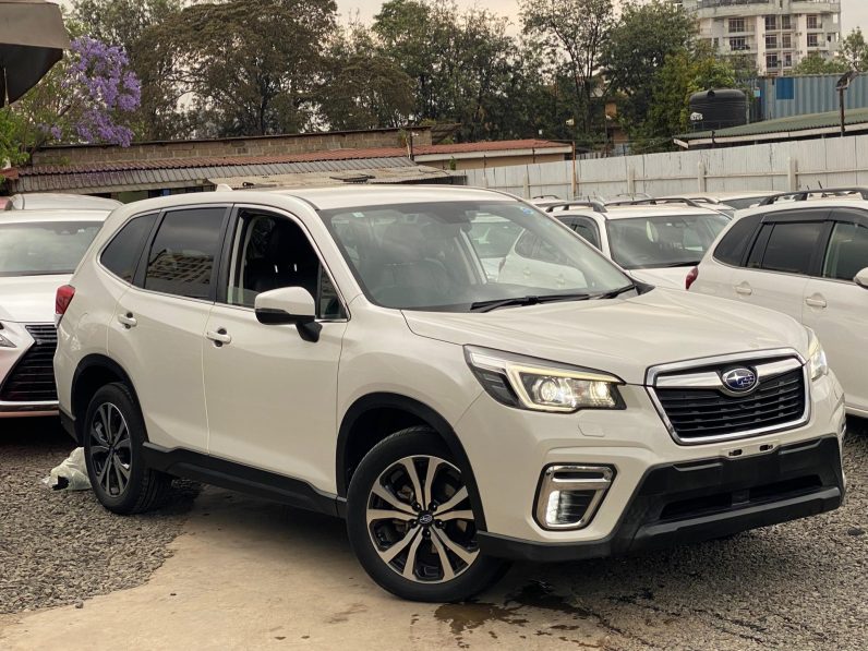 
								Subaru Forester SK-9 full									