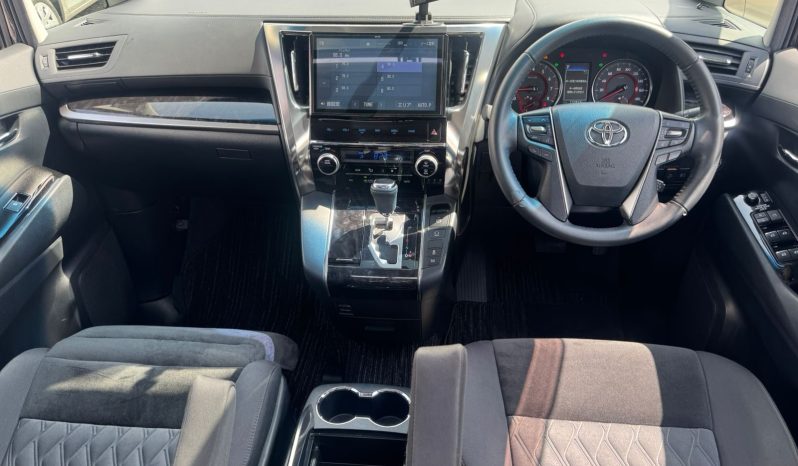 
								Toyota Vellfire full									