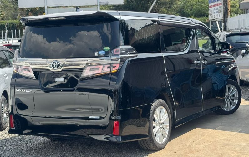 
								Toyota Vellfire full									