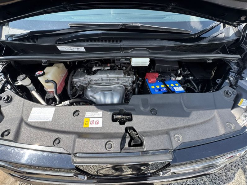 
								Toyota Vellfire full									