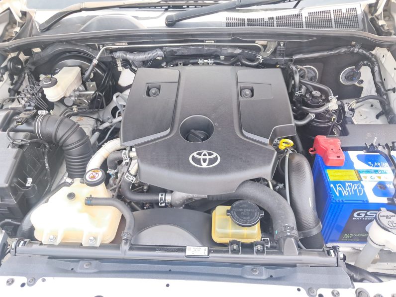 
								Toyota Fortuner full									