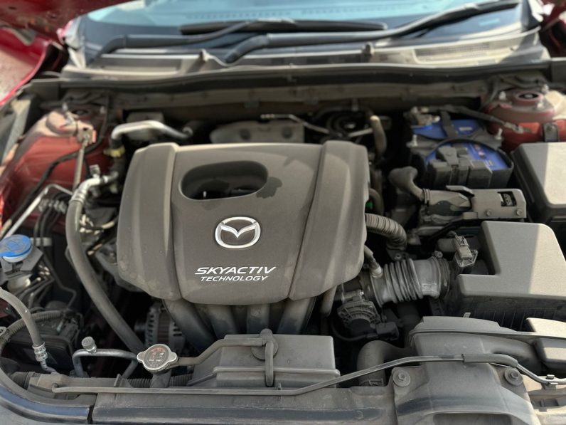 
								Mazda Axela full									