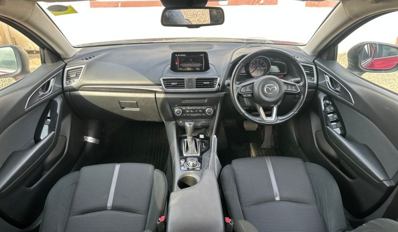 
								Mazda Axela full									