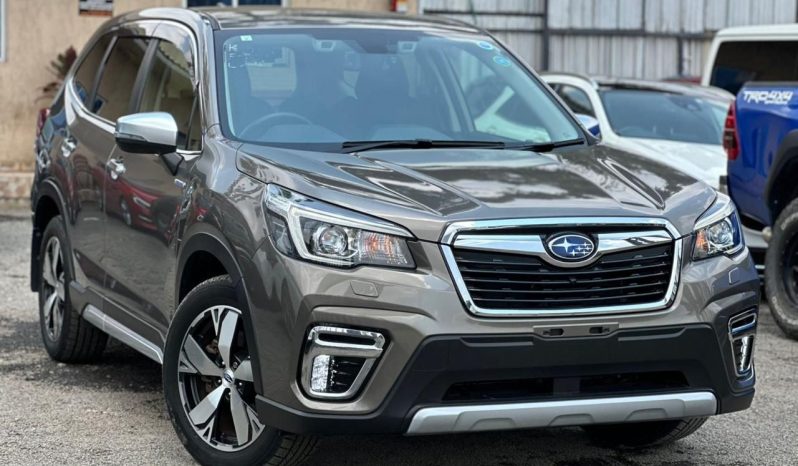 
								Subaru Forester E-Boxer full									