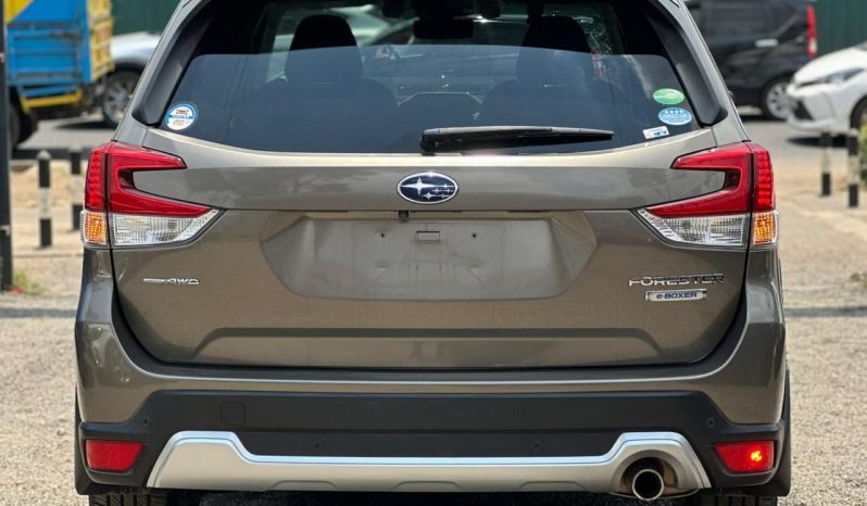 
								Subaru Forester E-Boxer full									