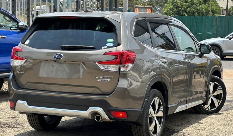 
								Subaru Forester E-Boxer full									