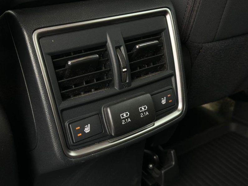 
								Subaru Forester E-Boxer full									