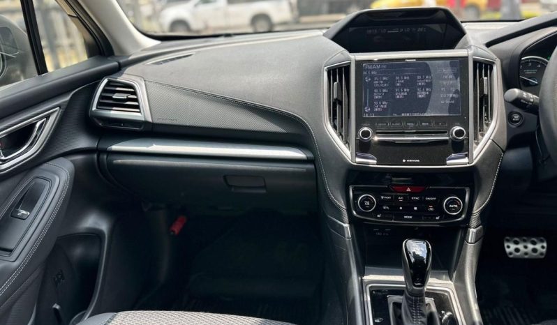 
								Subaru Forester E-Boxer full									