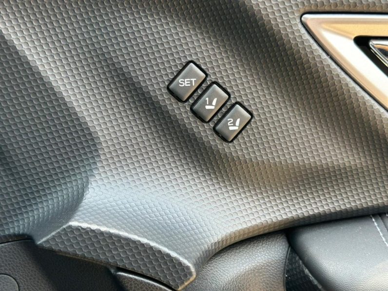 
								Subaru Forester E-Boxer full									