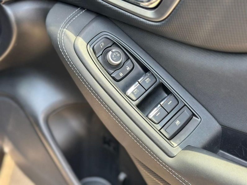 
								Subaru Forester E-Boxer full									