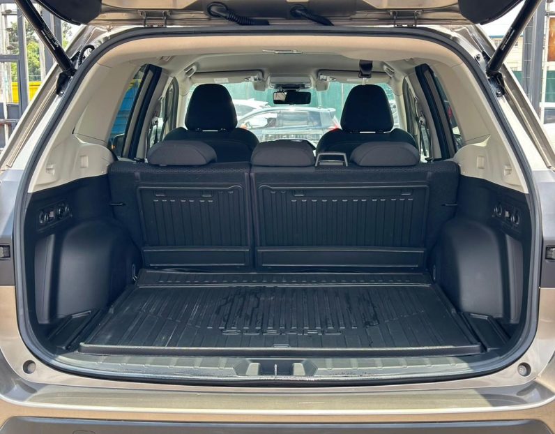 
								Subaru Forester E-Boxer full									