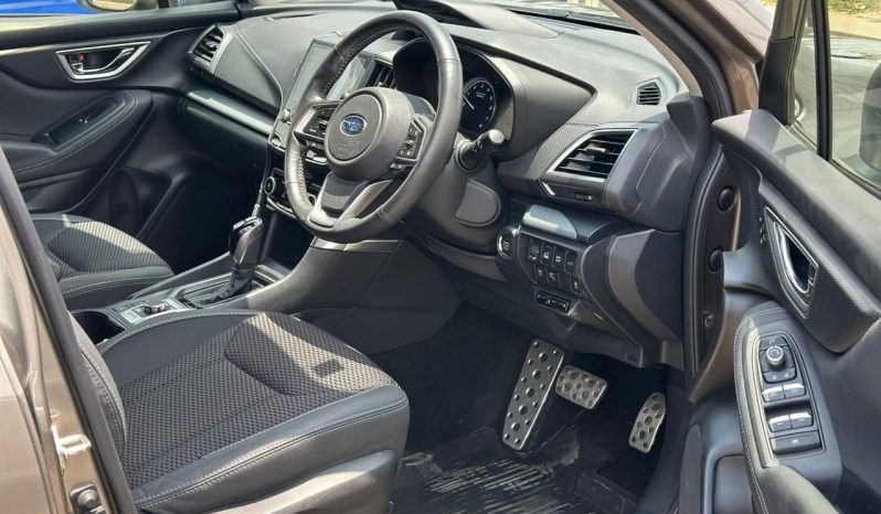 
								Subaru Forester E-Boxer full									