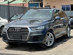 Audi Q7 S-Line Quattro