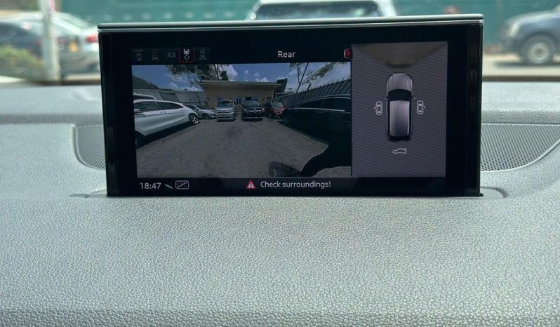 
								Audi Q7 S-Line Quattro full									