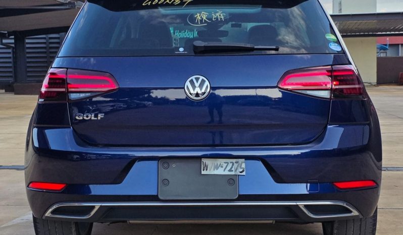 
								Volkswagen Golf Tsi full									