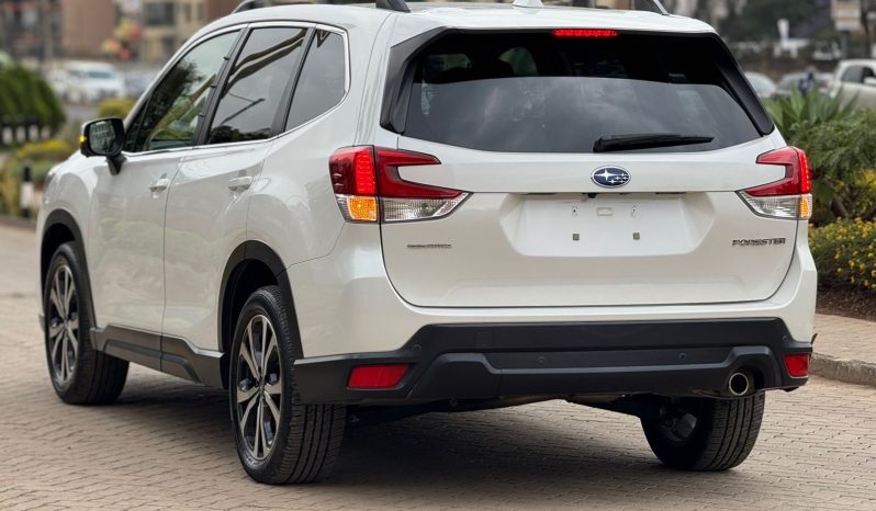 
								Subaru Forester SK9 full									