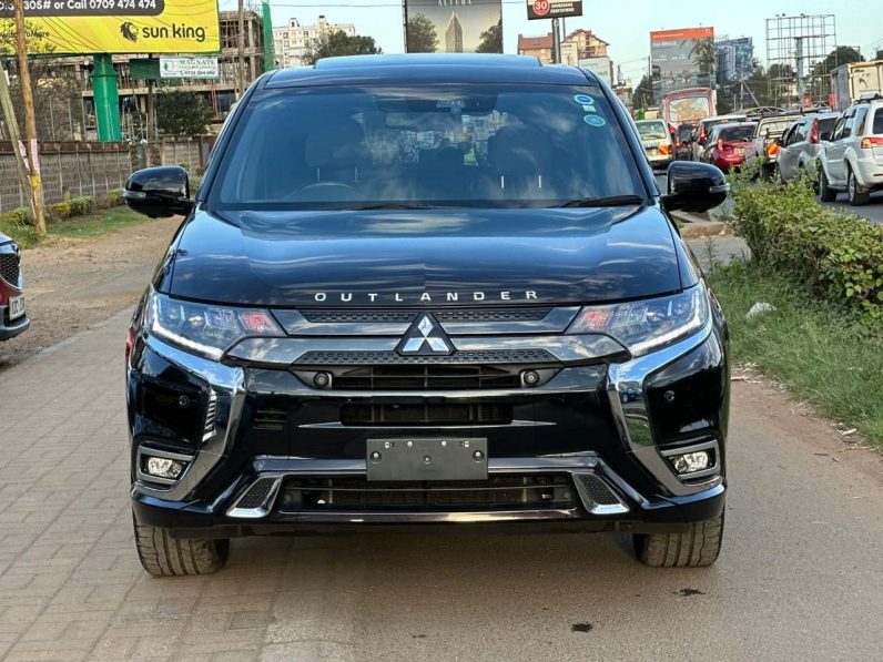 
								Mitsubishi Outlander PHEV full									