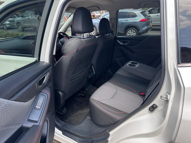 
								Subaru Forester X-brake full									