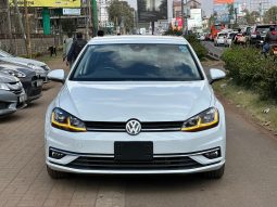 Volkswagen Golf Tsi