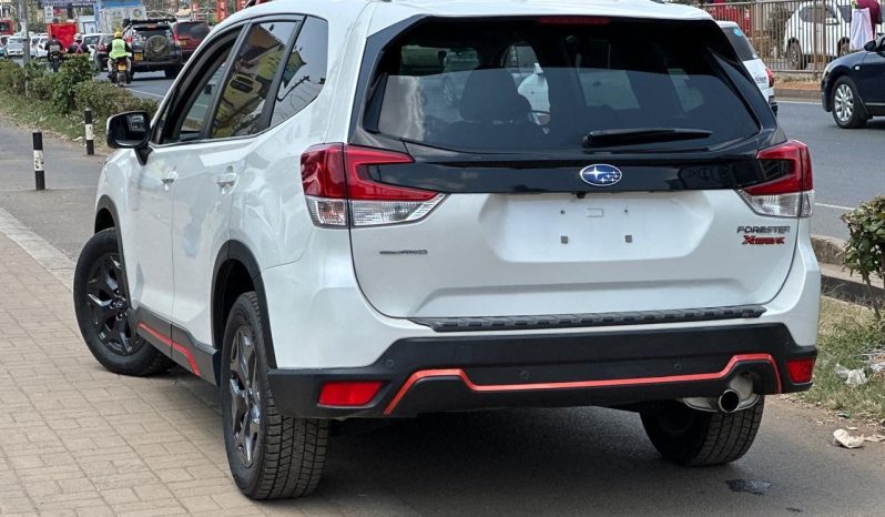 
								Subaru Forester X-brake full									