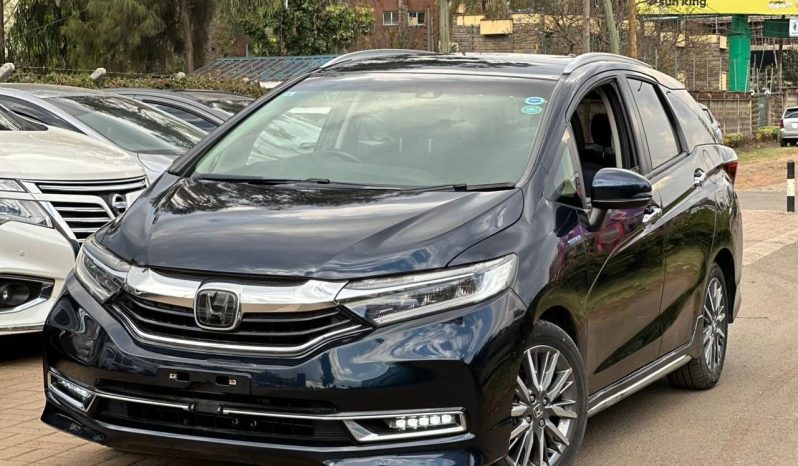 
								Honda Fit Shuttle full									