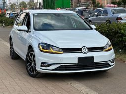 Volkswagen Golf Tsi
