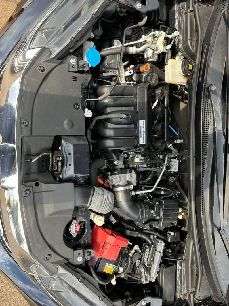 
								Honda Fit Shuttle full									