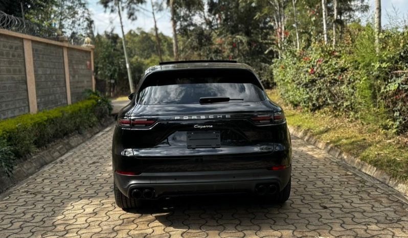 
								Porsche Cayenne full									