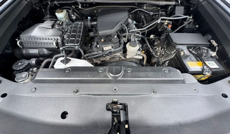 
								Toyota Land Cruiser Prado TX full									