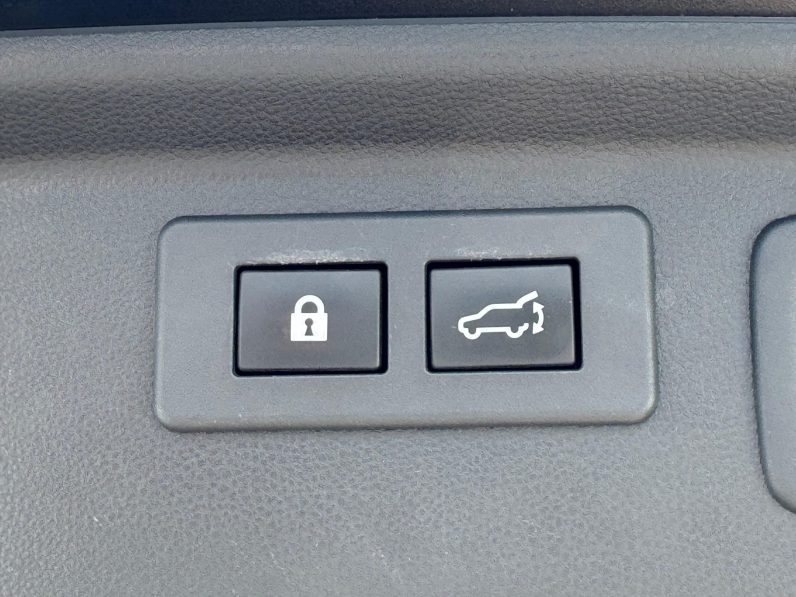 
								Subaru Forester X-BREAK full									