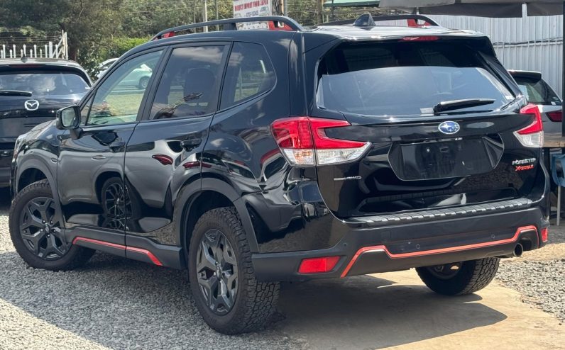 
								Subaru Forester X-BREAK full									