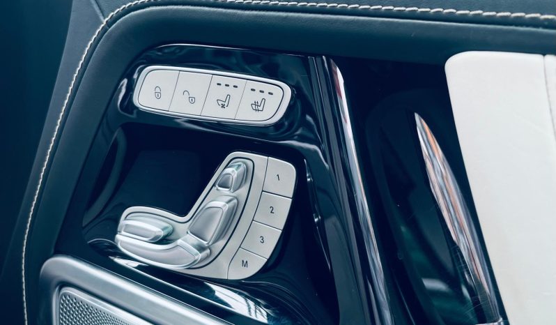 
								Mercedes-Benz G Wagon full									