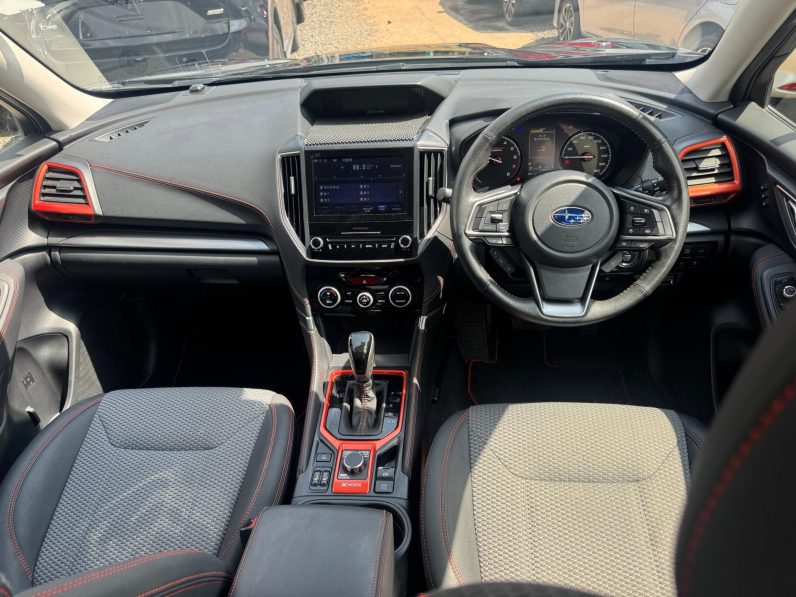 
								Subaru Forester X-BREAK full									