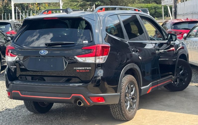 
								Subaru Forester X-BREAK full									