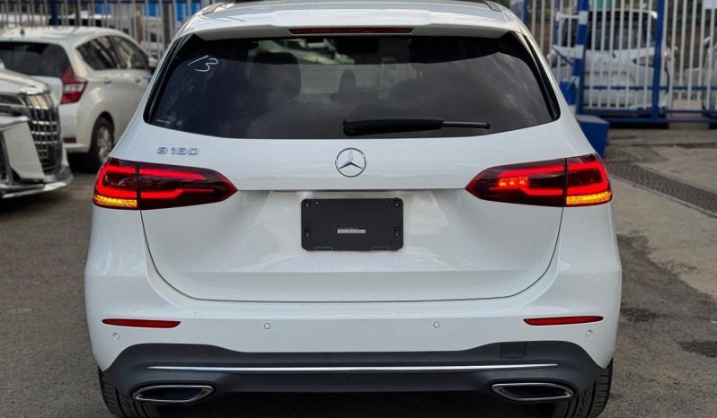 
								Mercedes Benz B180 full									