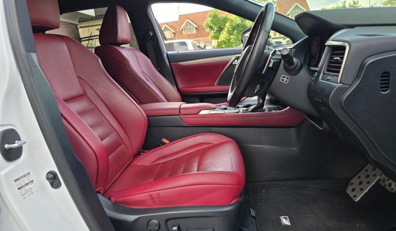 
								Lexus Rx300T F sport full									