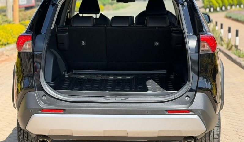 
								Toyota RAV4 GR Adventure full									