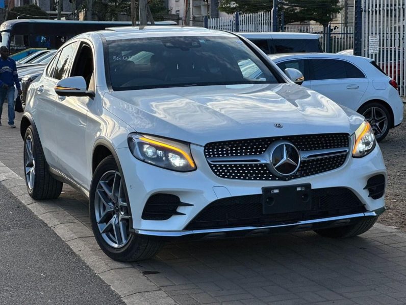 
								Mercedes Benz GLC 250 full									