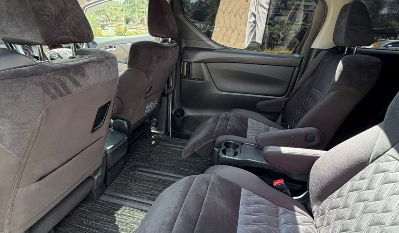 
								Toyota Vellfire full									