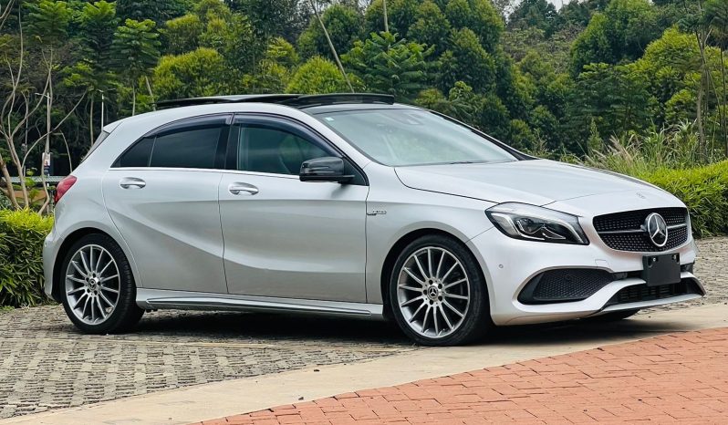 
								Mercedes Benz A180 full									