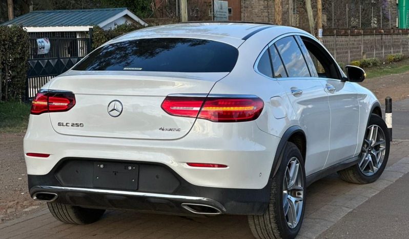 
								Mercedes Benz GLC 250 full									