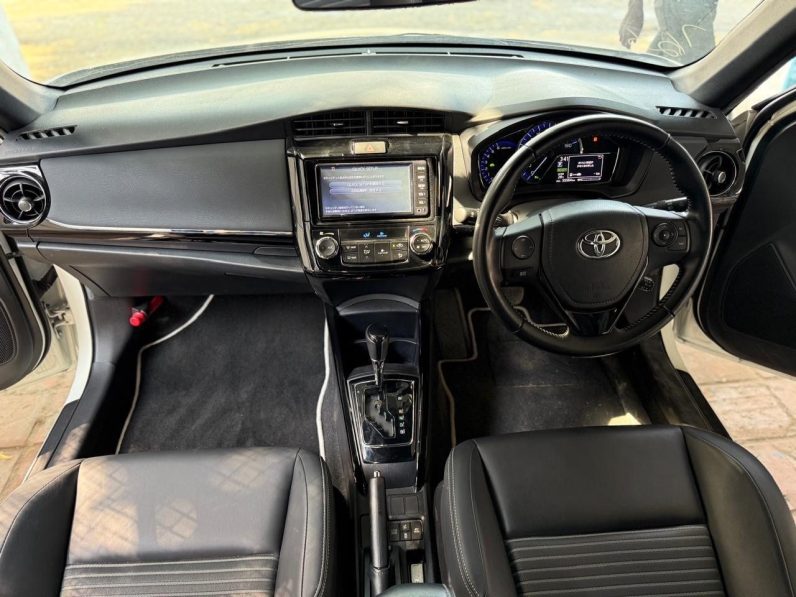 
								Toyota Fielder WXB full									