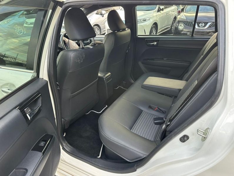 
								Toyota Fielder WXB full									