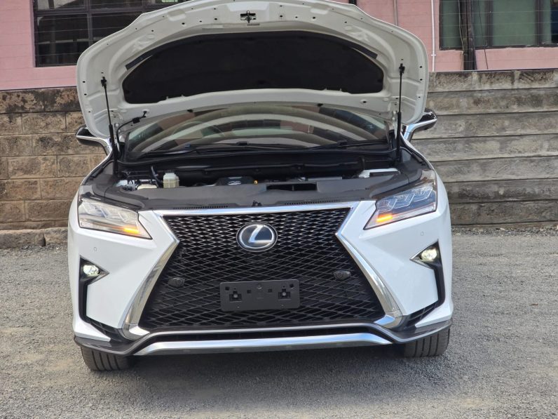 
								Lexus Rx300T F sport full									