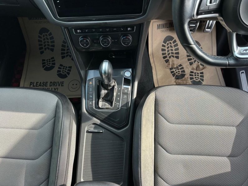 
								Volkswagen Tiguan full									